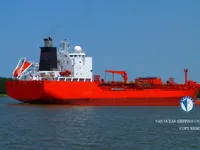 Pétrolier / chimiquier à vendre