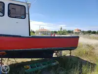 Navire de transformation de poisson à vendre