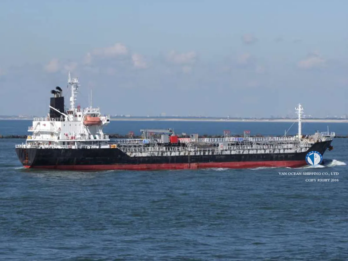 Pétrolier / chimiquier à vendre