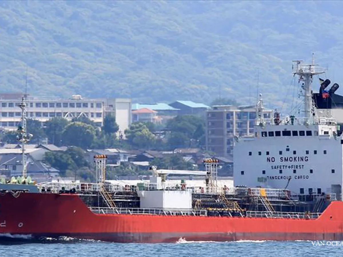 Pétrolier / chimiquier à vendre