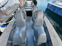 Bateau patrouilleur à vendre