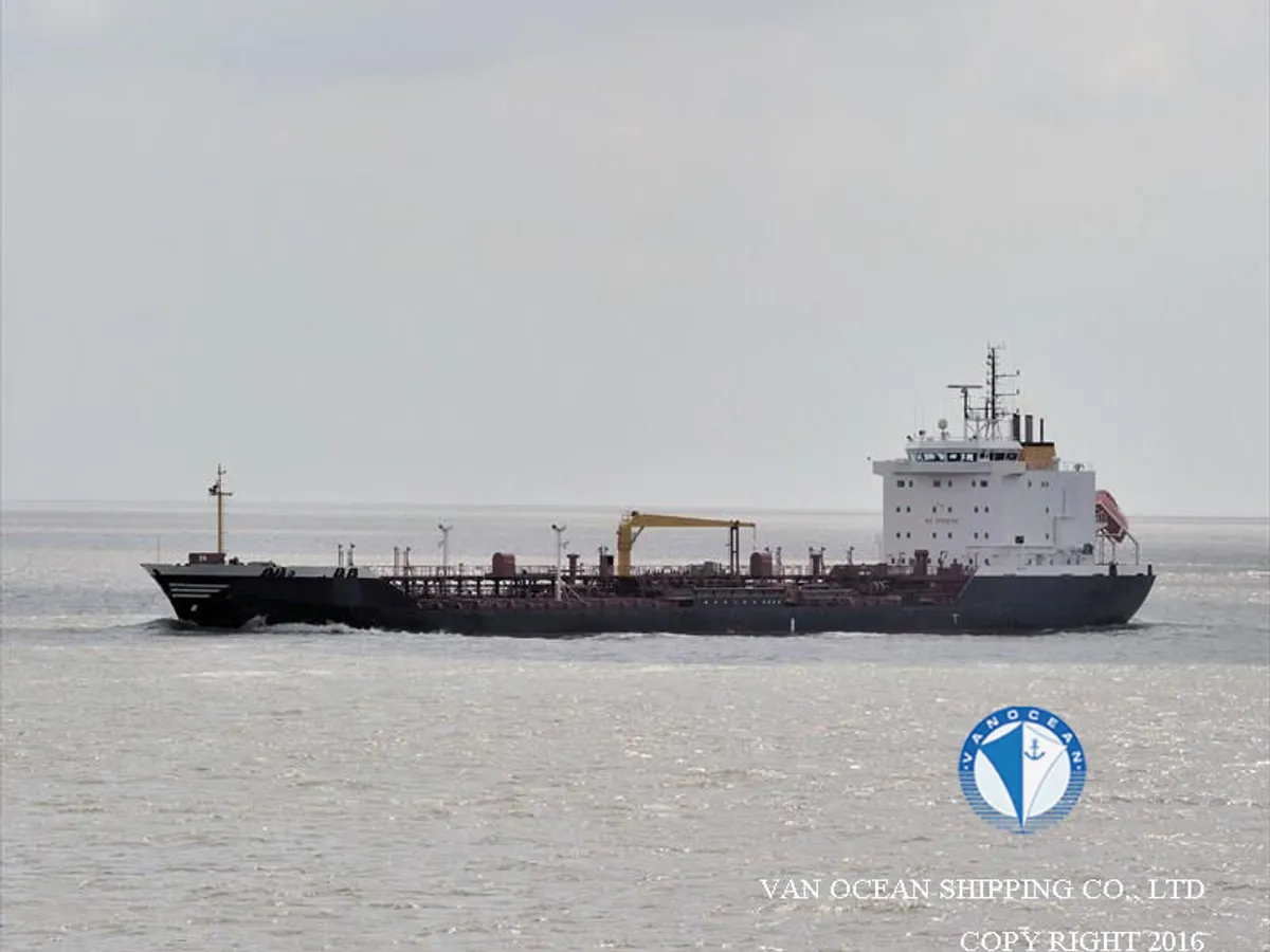 Pétrolier / chimiquier à vendre
