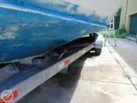 Bateau patrouilleur à vendre