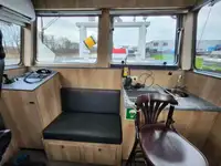 Bateaux de travail à vendre