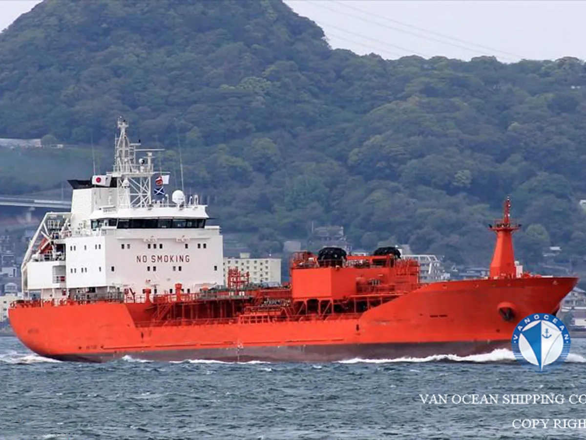 Pétrolier / chimiquier à vendre