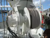 Chalutier à flottaison à vendre