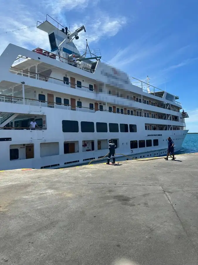 Navire-ferry à vendre