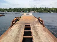 Péniche à vendre