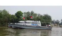 Bateau patrouilleur à vendre