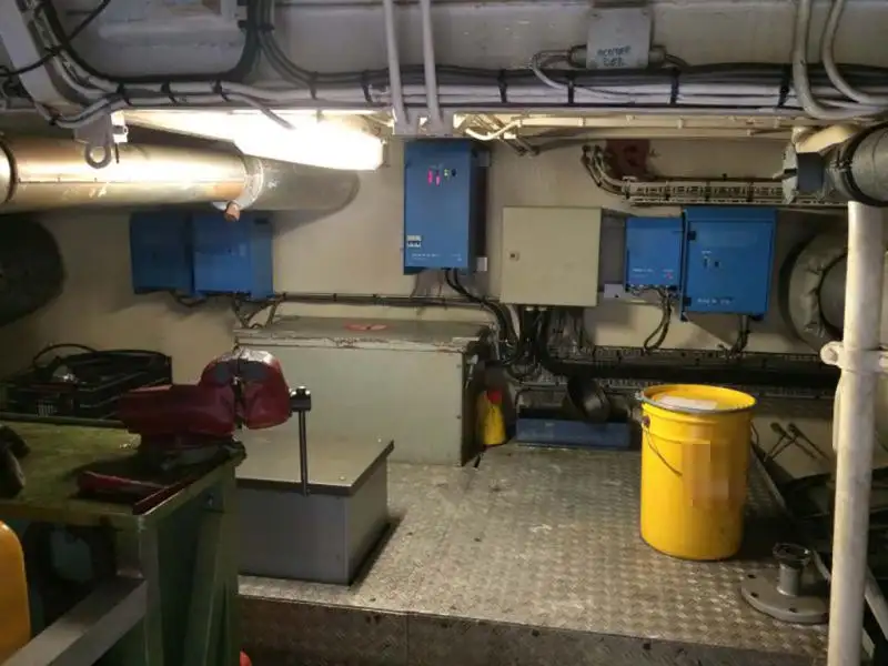 Bateau patrouilleur à vendre
