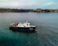 Navire d'arpentage à vendre