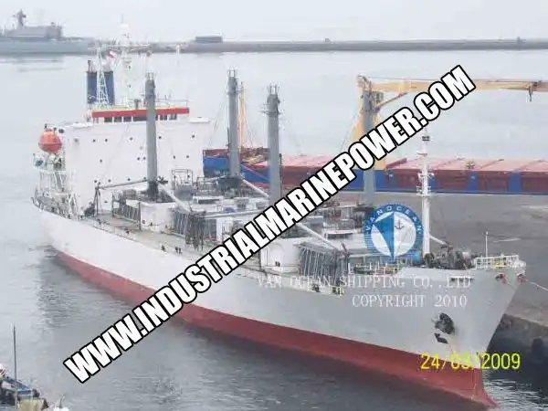 Navire frigorifique à vendre
