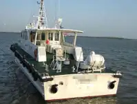 Bateau pilote à vendre