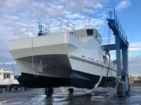 Bateau de transport d'équipage à vendre