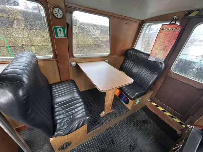 Bateau pilote à vendre