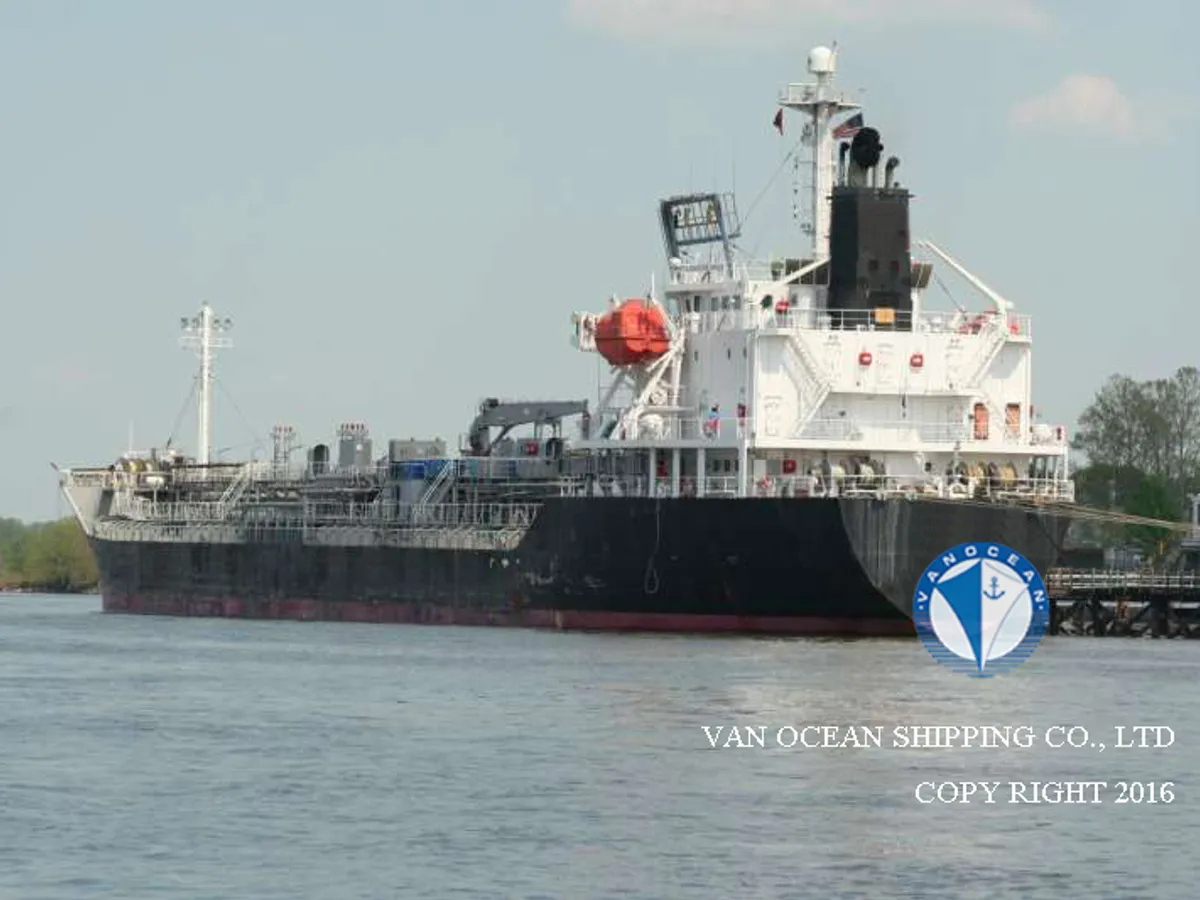 Pétrolier / chimiquier à vendre