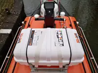 Navire porte-conteneurs à vendre