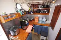 Navire de recherche à vendre