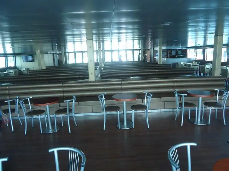 Navire-ferry à vendre