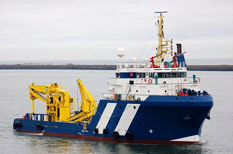 Navire frigorifique à vendre