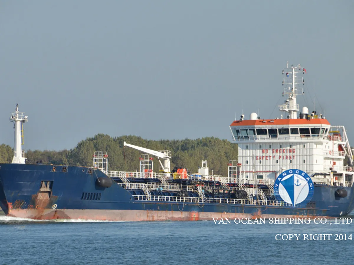 Pétrolier / chimiquier à vendre