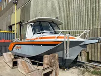 Bateaux de travail à vendre