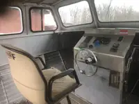 Bateaux de travail à vendre