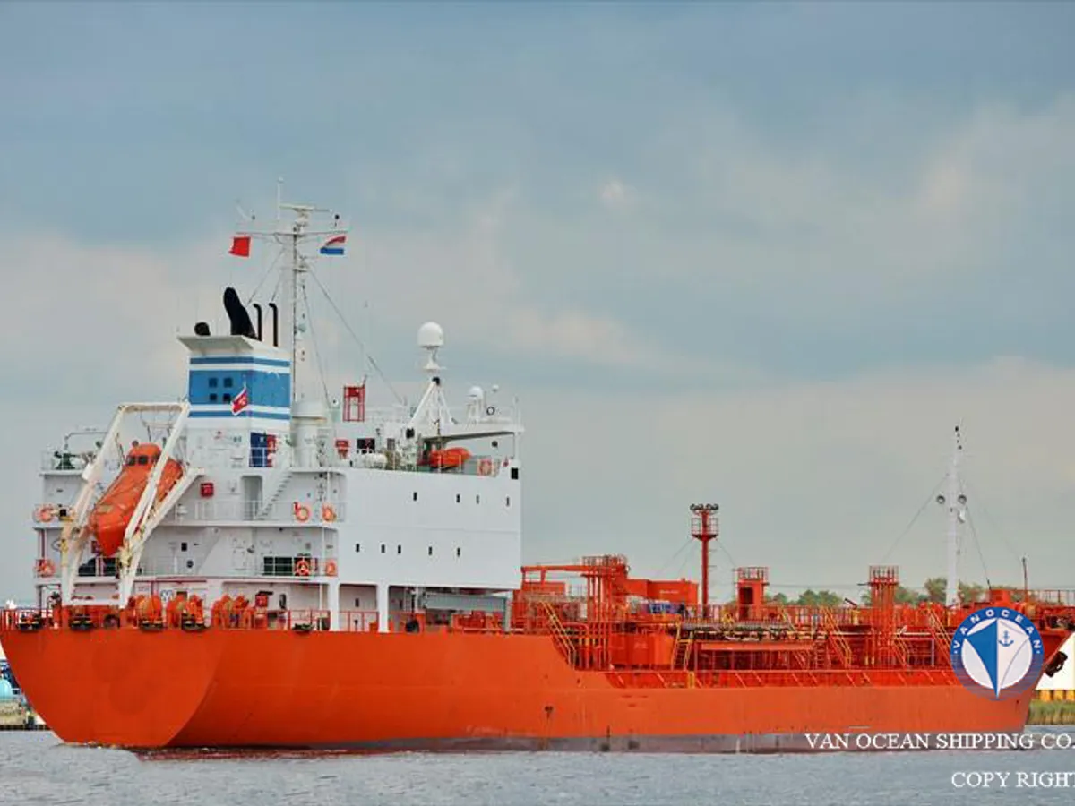 Pétrolier / chimiquier à vendre