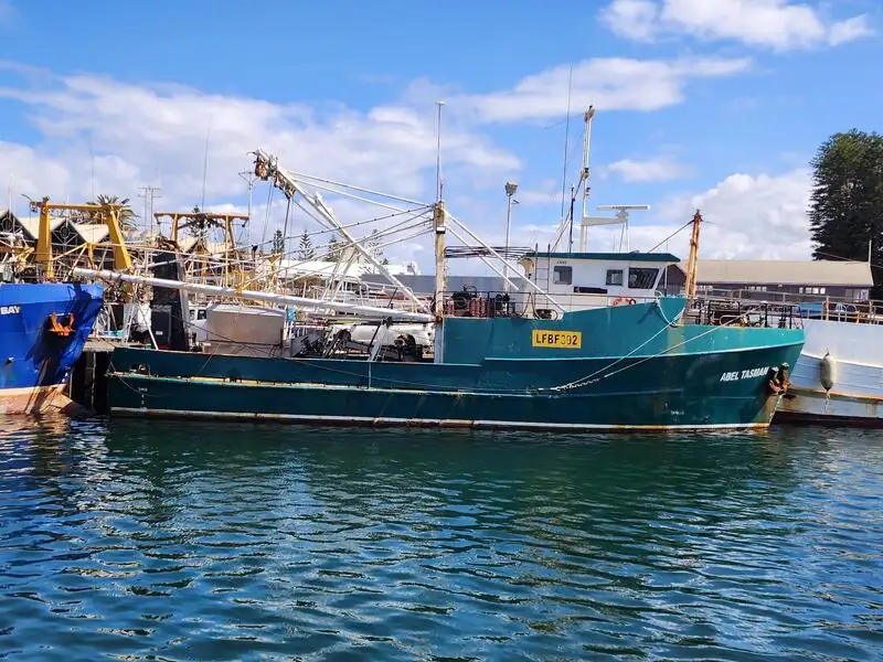 Chalutier à vendre