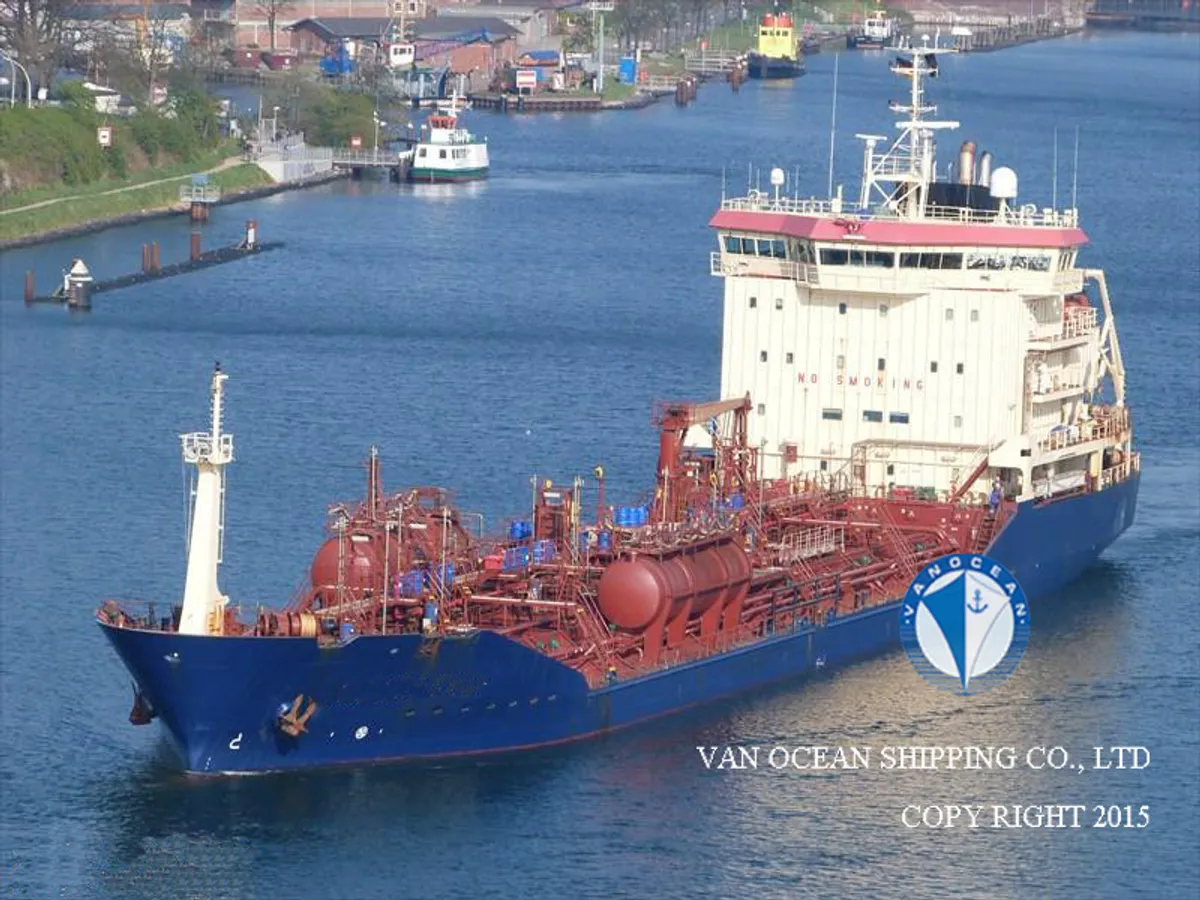 Pétrolier / chimiquier à vendre