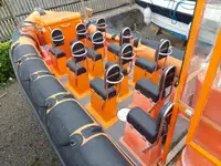 Bateau pneumatique semi-rigide à vendre