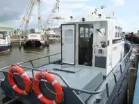 Bateau de transport d'équipage à vendre
