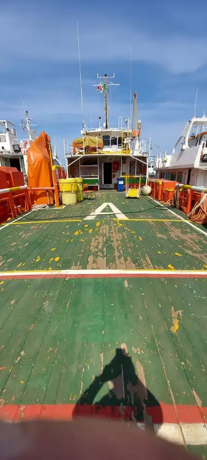 Bateau de transport d'équipage à vendre