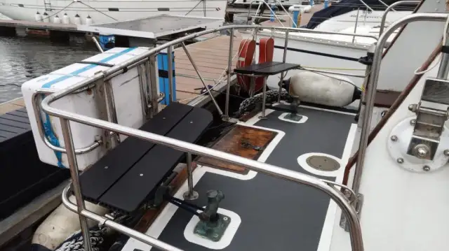 Bateau pilote à vendre