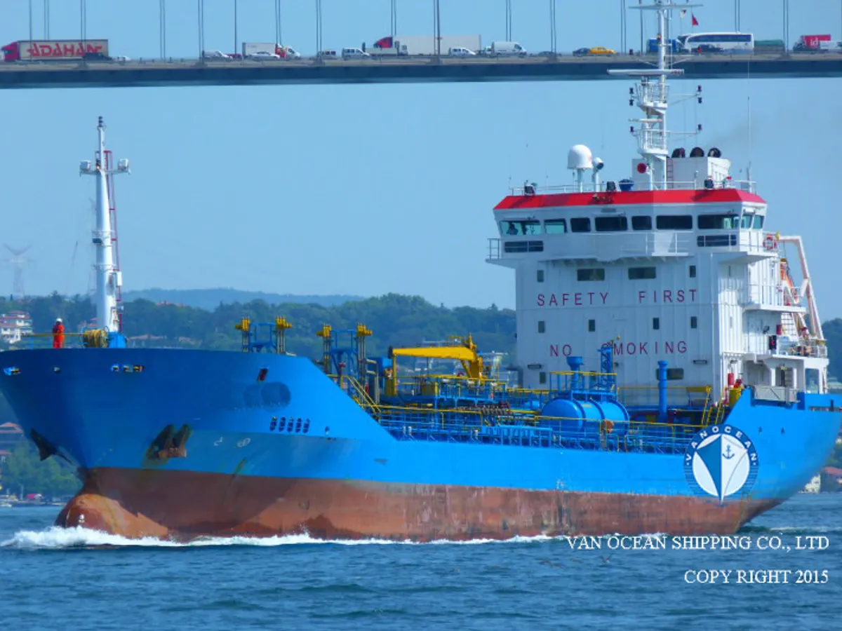 Pétrolier / chimiquier à vendre