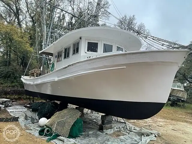 Chalutier à vendre