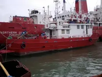 Navire d'arpentage à vendre