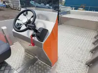 Bateaux de travail à vendre