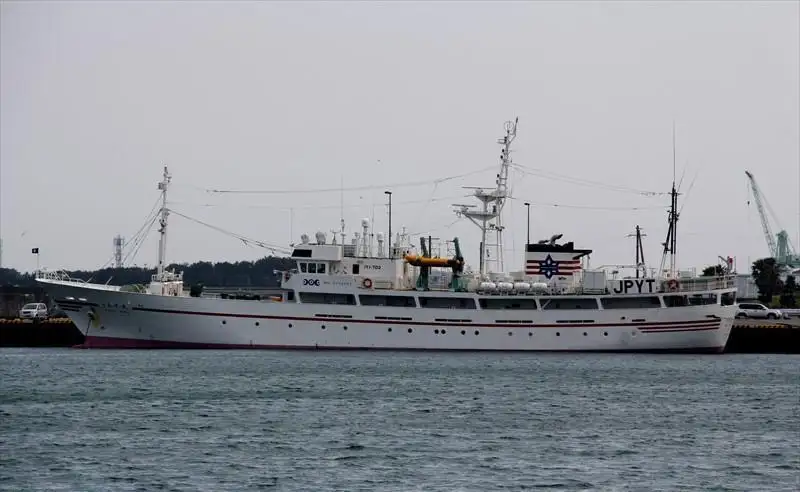 Navire d'arpentage à vendre