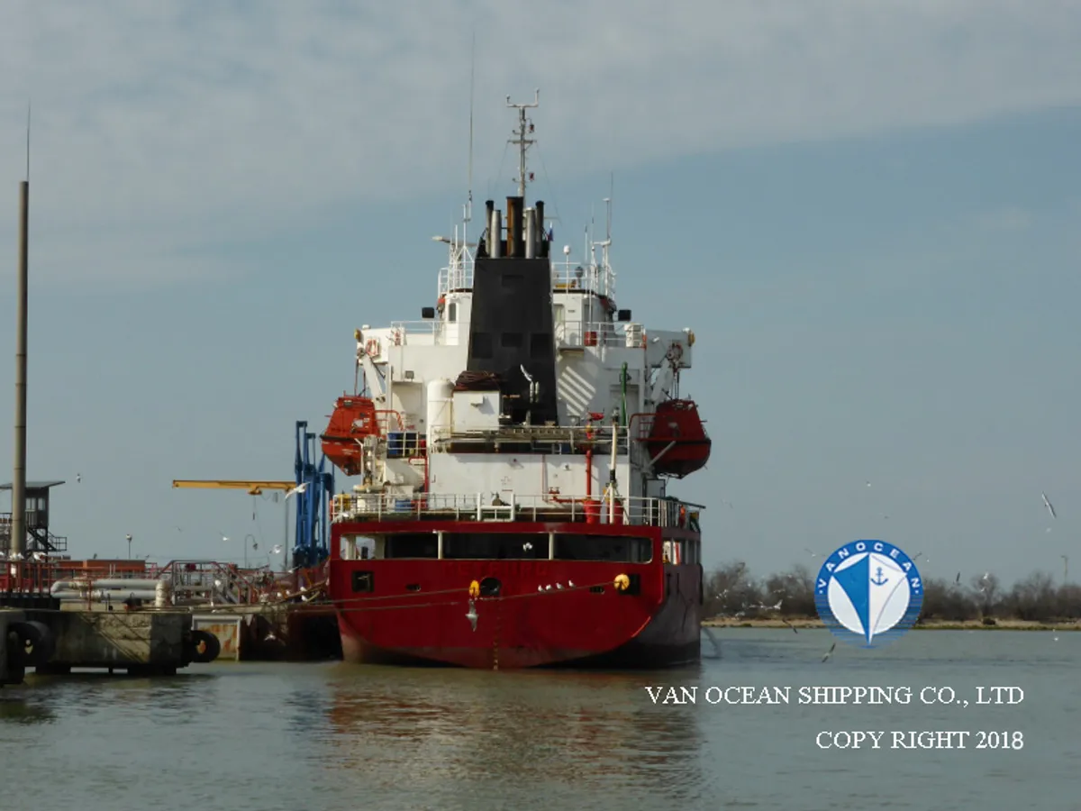 Pétrolier / chimiquier à vendre