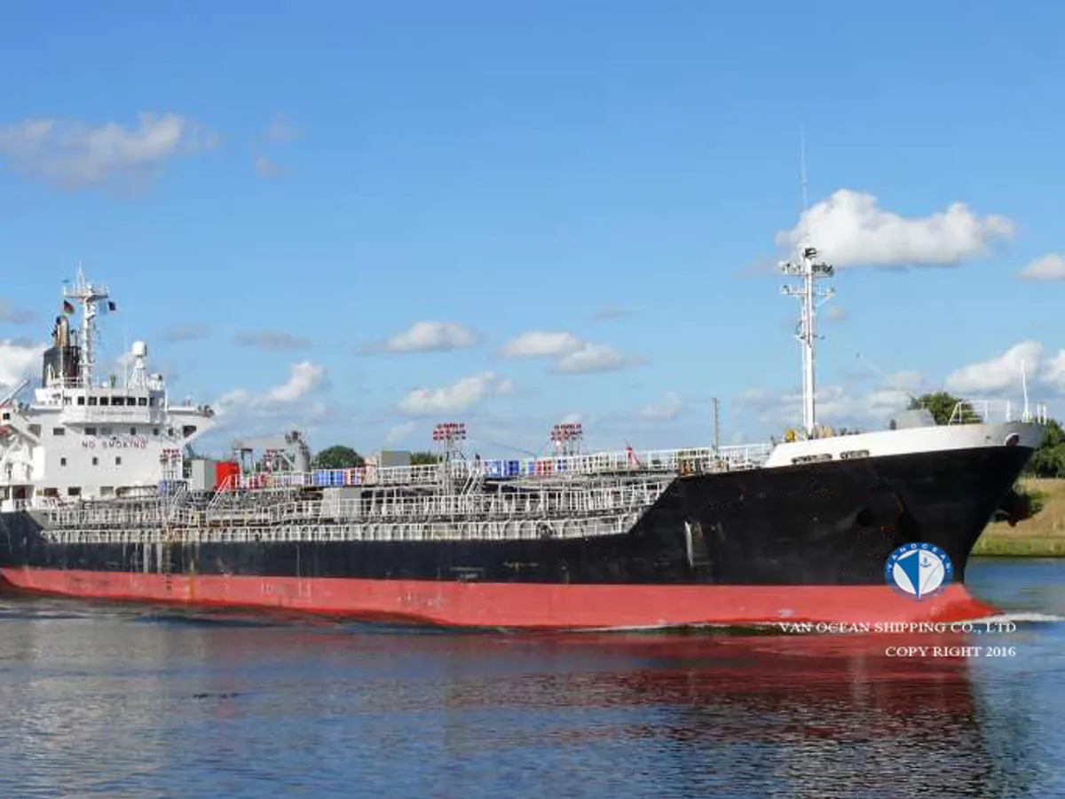 Pétrolier / chimiquier à vendre
