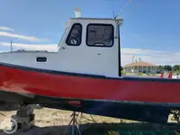 Navire de transformation de poisson à vendre