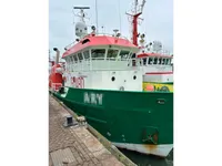 Navire d'approvisionnement à vendre