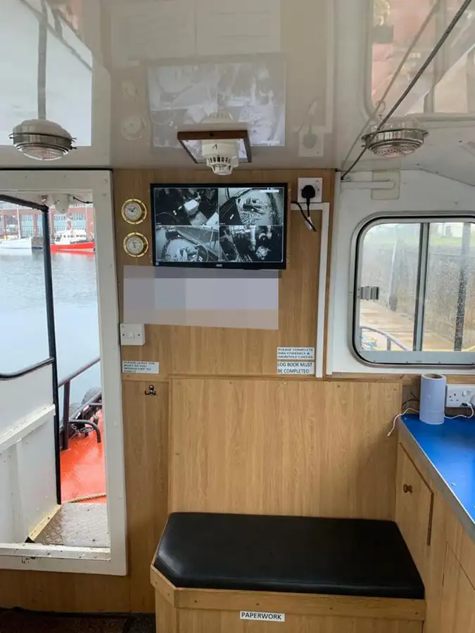 Bateaux de travail à vendre