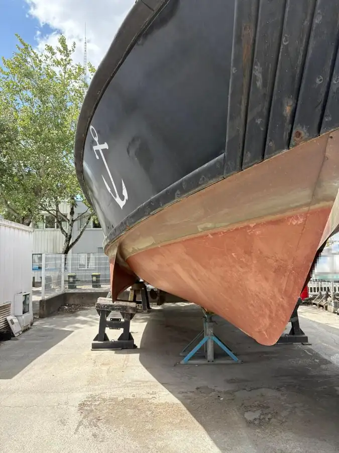 Bateau pilote à vendre