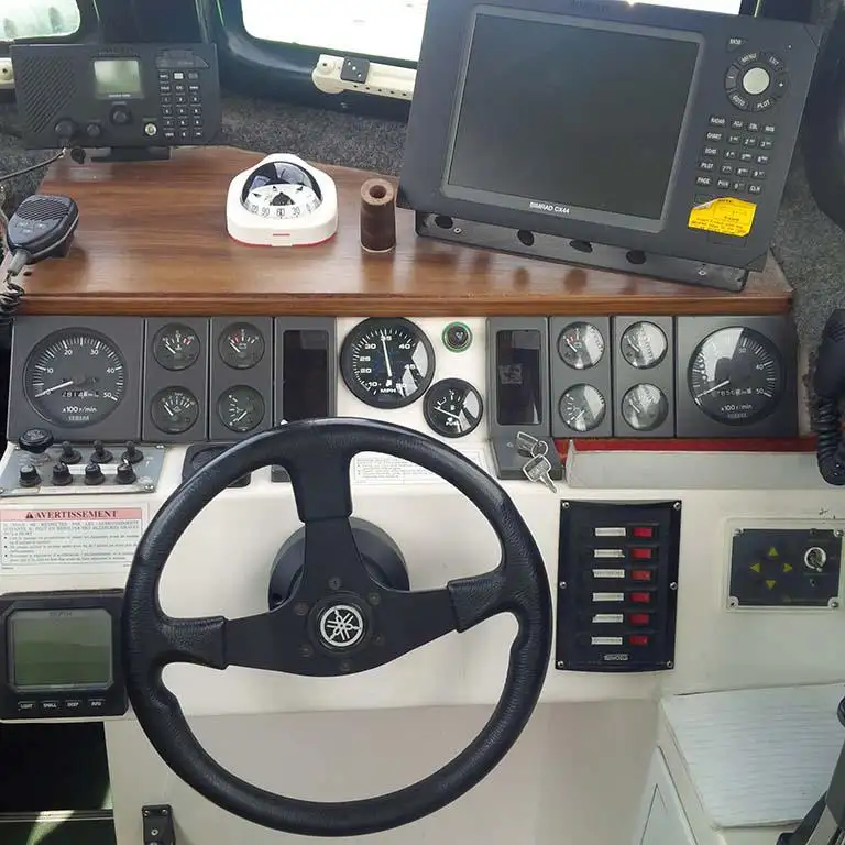 Bateau pilote à vendre