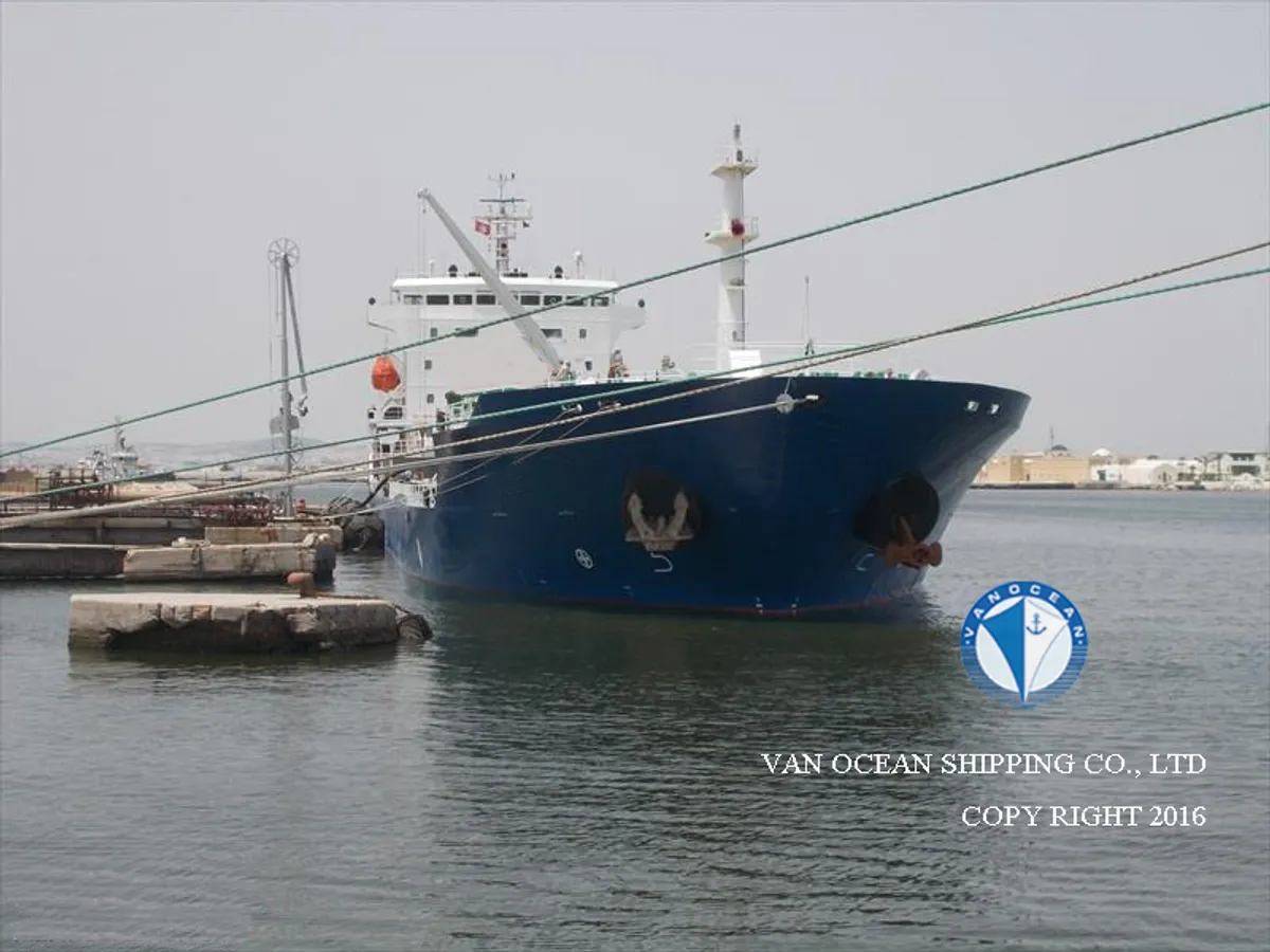 Pétrolier / chimiquier à vendre