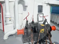 Navire d'arpentage à vendre