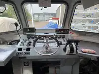 Bateau patrouilleur à vendre