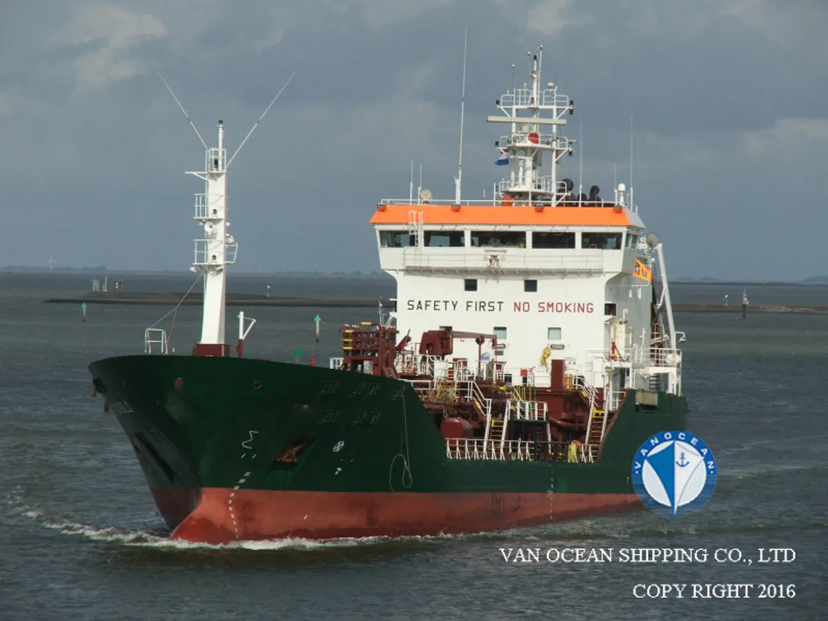 Pétrolier / chimiquier à vendre